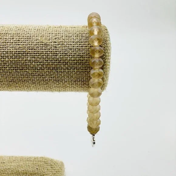 LIZAS Pink Beaded Stretch Bracelet Silver Tone Faceted Classic Career Cosplay - Picture 5 of 7